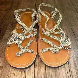 Vines Islandwear Sandals Women's SIZE 9-Brown/Black/White Braided-New No Tags